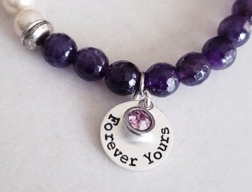 Natural Amethyst Bracelet paired with lustrous freshwater pearls and set on a delicate sterling silver chain. This elegant and inspirational bracelet is perfect as an anniversary gift or meaningful present for women who appreciate handcrafted gemstone jewelry. Combining the calming energy of amethyst with the classic beauty of pearls, it’s a timeless piece that symbolizes peace, love, and wisdom—ideal for special occasions, everyday wear, or thoughtful gifting.