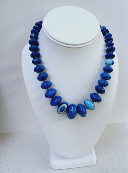 Blue Agate Necklace featuring a natural gemstone known for its spiritual healing properties. This elegant crystal jewelry piece is perfect for women seeking balance and inner peace. The vibrant blue agate pendant adds a calming energy, ideal for daily wear or meditation. Designed for layering or worn as a choker, it’s a meaningful gift for birthdays, wellness lovers, or anyone drawn to the beauty of natural stones.