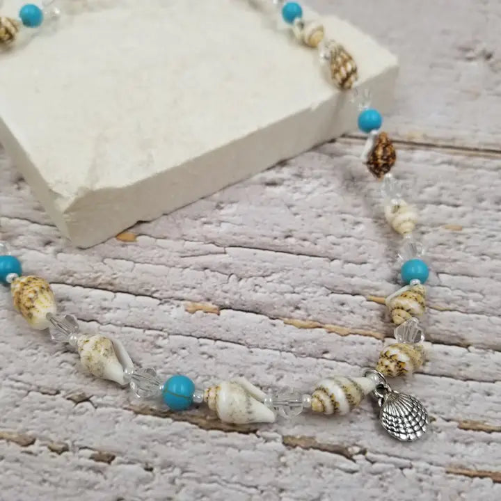 Double layer starfish anklet featuring delicate Miyuki beads, perfect for boho summer jewelry lovers. This adjustable handmade beach anklet combines coastal charm with vibrant colors, ideal for beach vacations, festivals, and everyday wear. A thoughtful gift for her, adding playful seaside vibes and lightweight comfort to any outfit. Stylish and versatile, it’s a must-have accessory for summer and ocean-inspired fashion