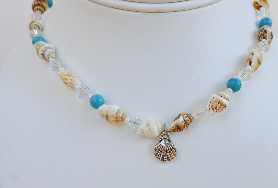 Double layer starfish anklet featuring delicate Miyuki beads, perfect for boho summer jewelry lovers. This adjustable handmade beach anklet combines coastal charm with vibrant colors, ideal for beach vacations, festivals, and everyday wear. A thoughtful gift for her, adding playful seaside vibes and lightweight comfort to any outfit. Stylish and versatile, it’s a must-have accessory for summer and ocean-inspired fashion