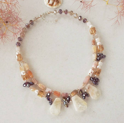 Citrine Necklace featuring light brown Red Agate and Freshwater Pearls in a bold, chunky statement design. This handmade pastel crystal stone necklace for women blends warm, earthy tones with radiant energy, perfect for elevating any outfit. Ideal for spiritual balance, confidence, and style, it’s a unique gift for her that celebrates natural beauty and healing. A striking piece of jewelry for special occasions, everyday wear, or as a thoughtful, one-of-a-kind present.