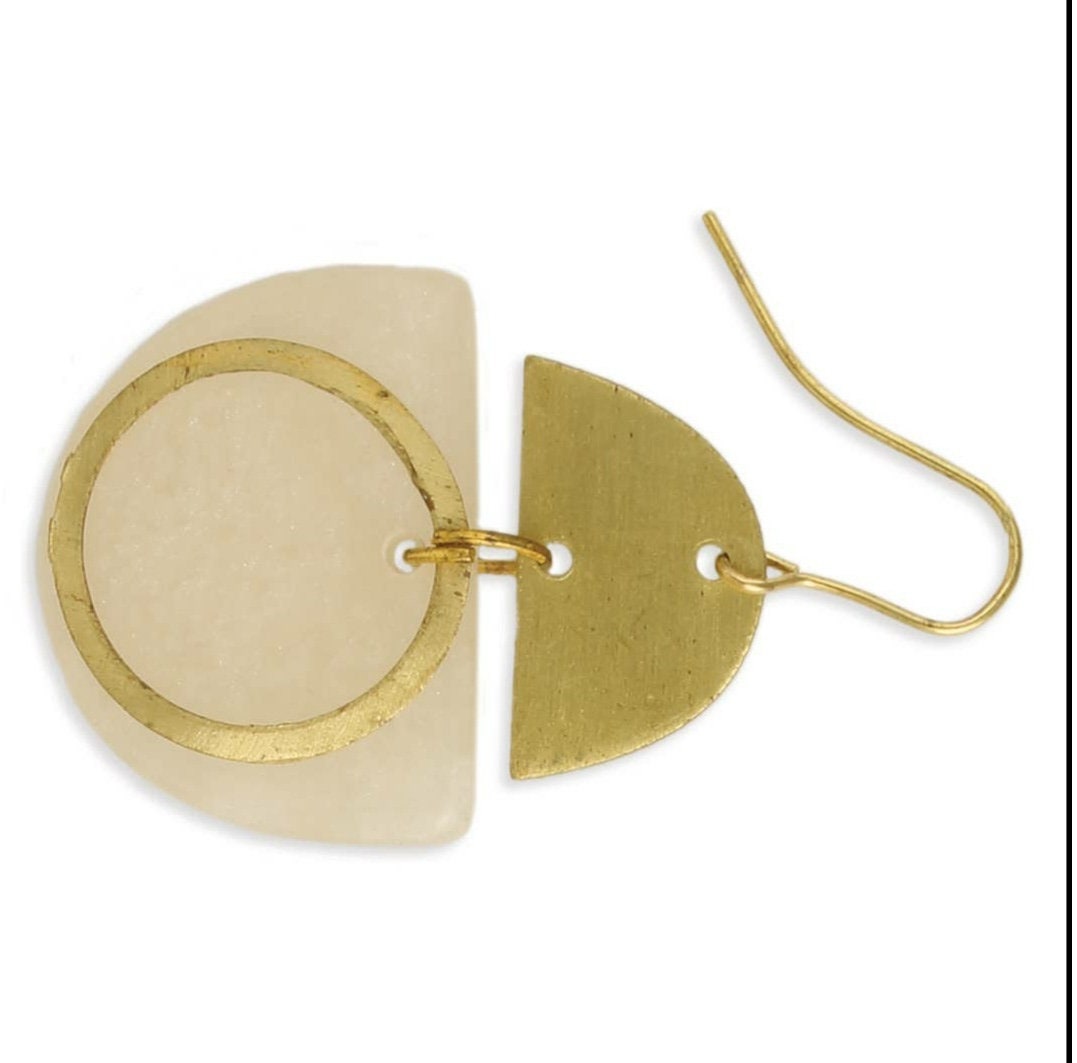 Lightweight gold resin earrings featuring modern geometric dangle design inspired by Art Deco style. These statement earrings for women combine bold shapes with a sleek finish, making them a unique accessory for everyday wear or special occasions. Handmade with attention to detail, they serve as a stylish gift for her who loves contemporary, eye-catching jewelry that blends elegance and modern artistry effortlessly.