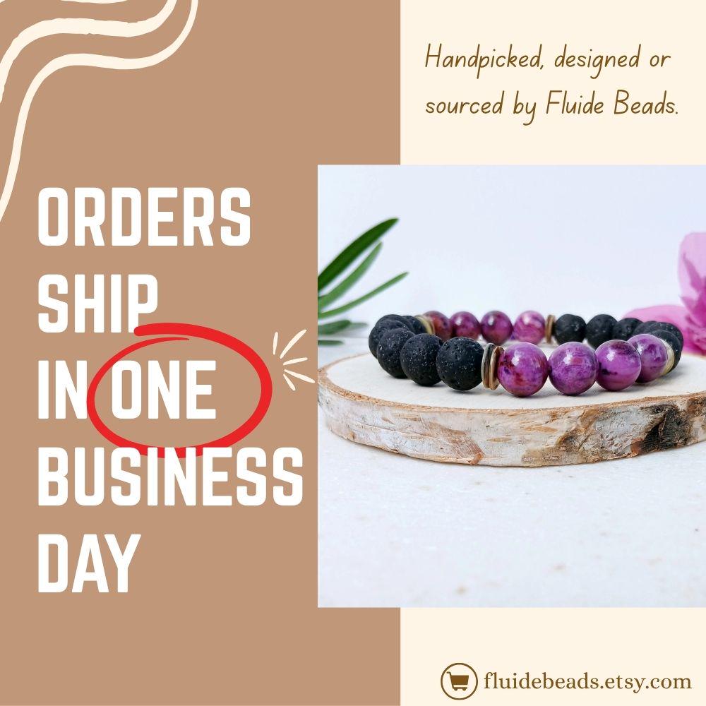 Handmade aromatherapy diffuser bracelet featuring natural purple agate and black lava stones, designed for men and women seeking healing crystal jewelry. This stylish bracelet combines the calming properties of agate with porous lava beads perfect for essential oils, offering both wellness benefits and a fashionable accessory. Ideal as an anniversary gift, this unisex bracelet blends holistic healing with modern handcrafted design.