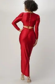 Puff Sleeve Ruched V Neck Dress is a long, elegant formal dress designed for women, perfect for weddings, prom, parties, and evening events. Featuring sexy cutout details, flattering ruching, and stylish puff sleeves, this dress combines sophistication with modern flair. Ideal for special occasions, it offers a graceful silhouette that enhances confidence and timeless elegance in any formal setting.
