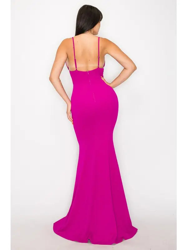 Techno crepe V-neck corset dress featuring a fitted bodycon silhouette with a dramatic mermaid skirt. This elegant formal evening gown for women includes a zipper back for a secure fit and sleek finish. Perfect for parties, special events, or upscale occasions, the dress combines modern fabric technology with classic style, offering sophistication and comfort in one stunning outfit.