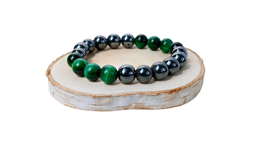 Handmade unisex bracelet featuring natural tiger eye and hematite stones, designed as a stylish lucky charm accessory for men and women. This green-hued natural stone bracelet combines grounding and protective properties, perfect for everyday wear or gifting. Crafted with care, it offers a unique blend of earthy elegance and modern style, making it a versatile jewelry piece suitable for anyone seeking both fashion and positive energy.